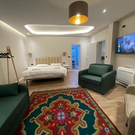 Vila-Amo, Suites&Rooms In Tirana Center Exterior foto